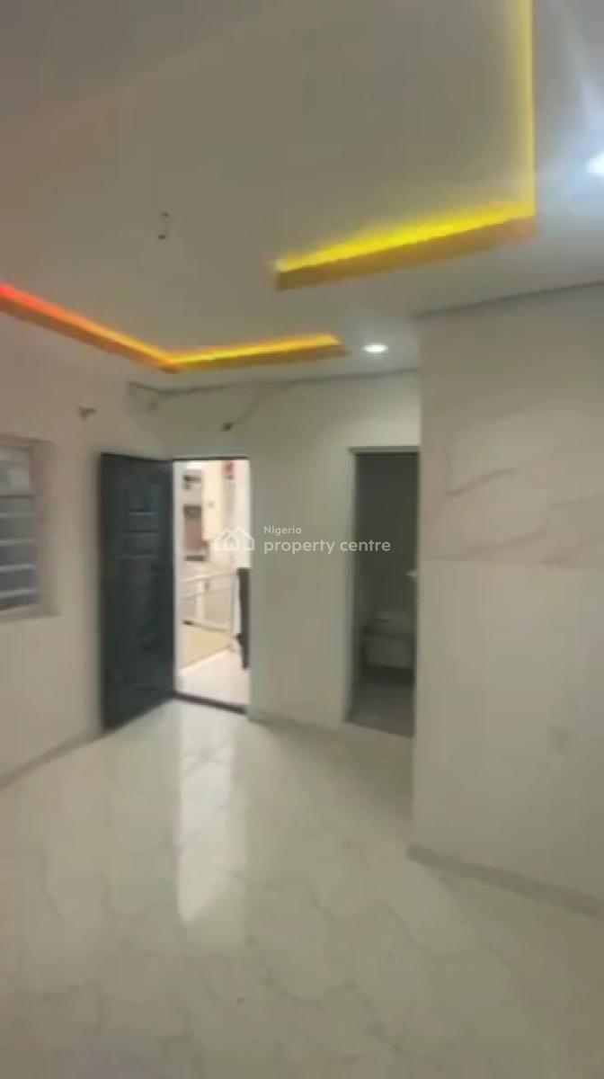 Lovely & Spacious Mini-flat, Abule Oja, Yaba, Lagos, Self Contain (single Rooms) for Rent