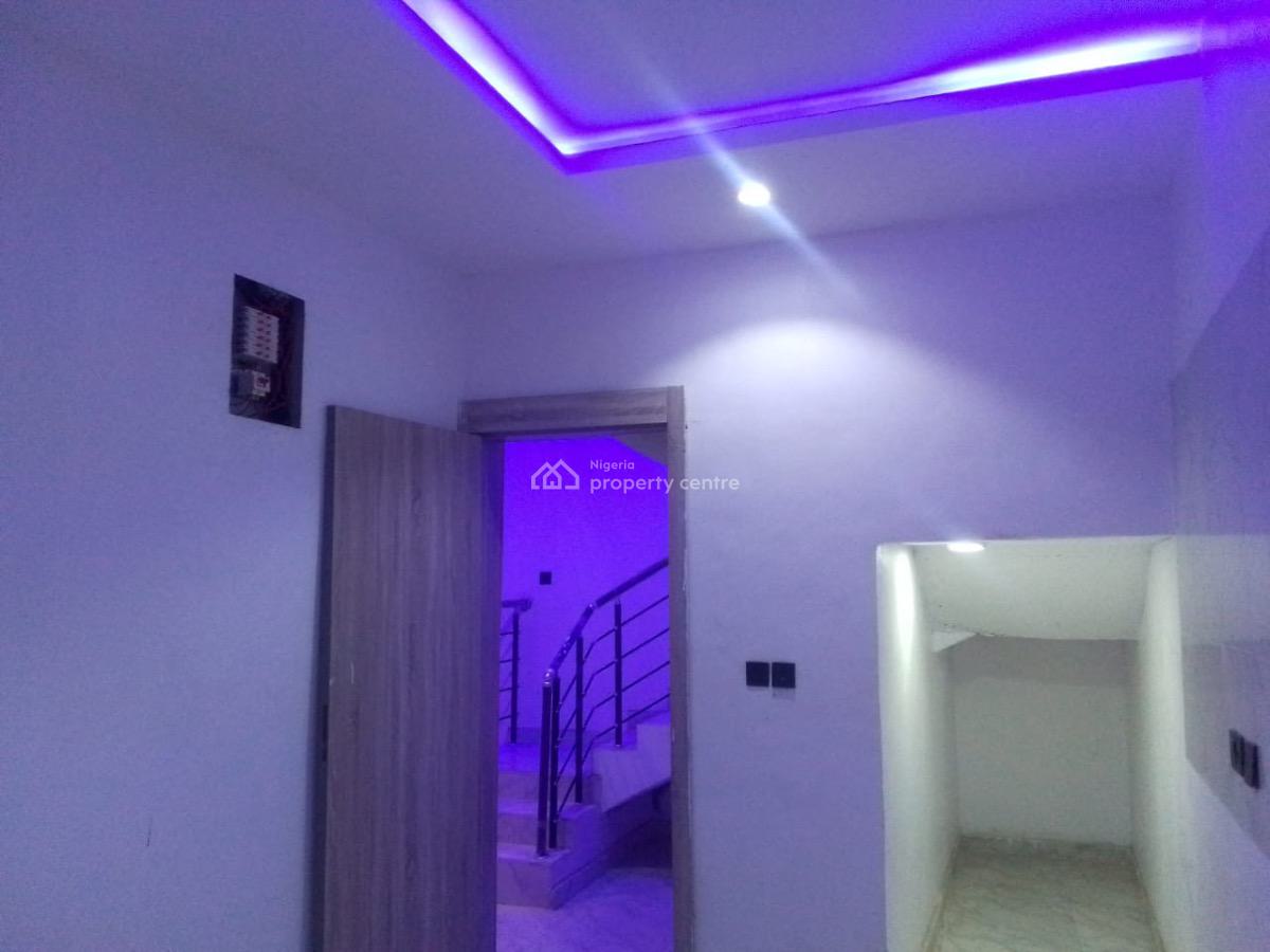Luxury 3 Bedroom, Okun Ajah, Okun-ajah, Ajah, Lagos, Semi-detached Duplex for Sale