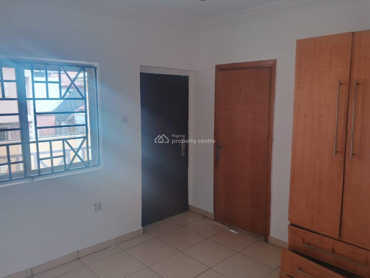 2 Bedroom Townhouse, Admiralty Way, Lekki Phase 1, Lekki, Lagos, Flat / Apartment for Rent
