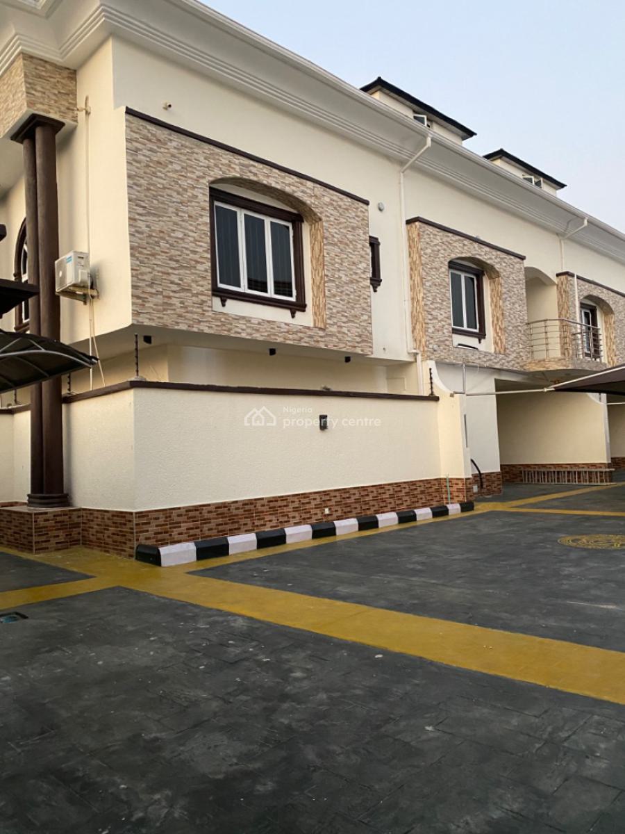5bedroom Terrace for Commercial Use at Lekki Phase 1, Off Admiralty Way Lekki Phase 1, Lekki Phase 1, Lekki, Lagos, Terraced Duplex for Rent