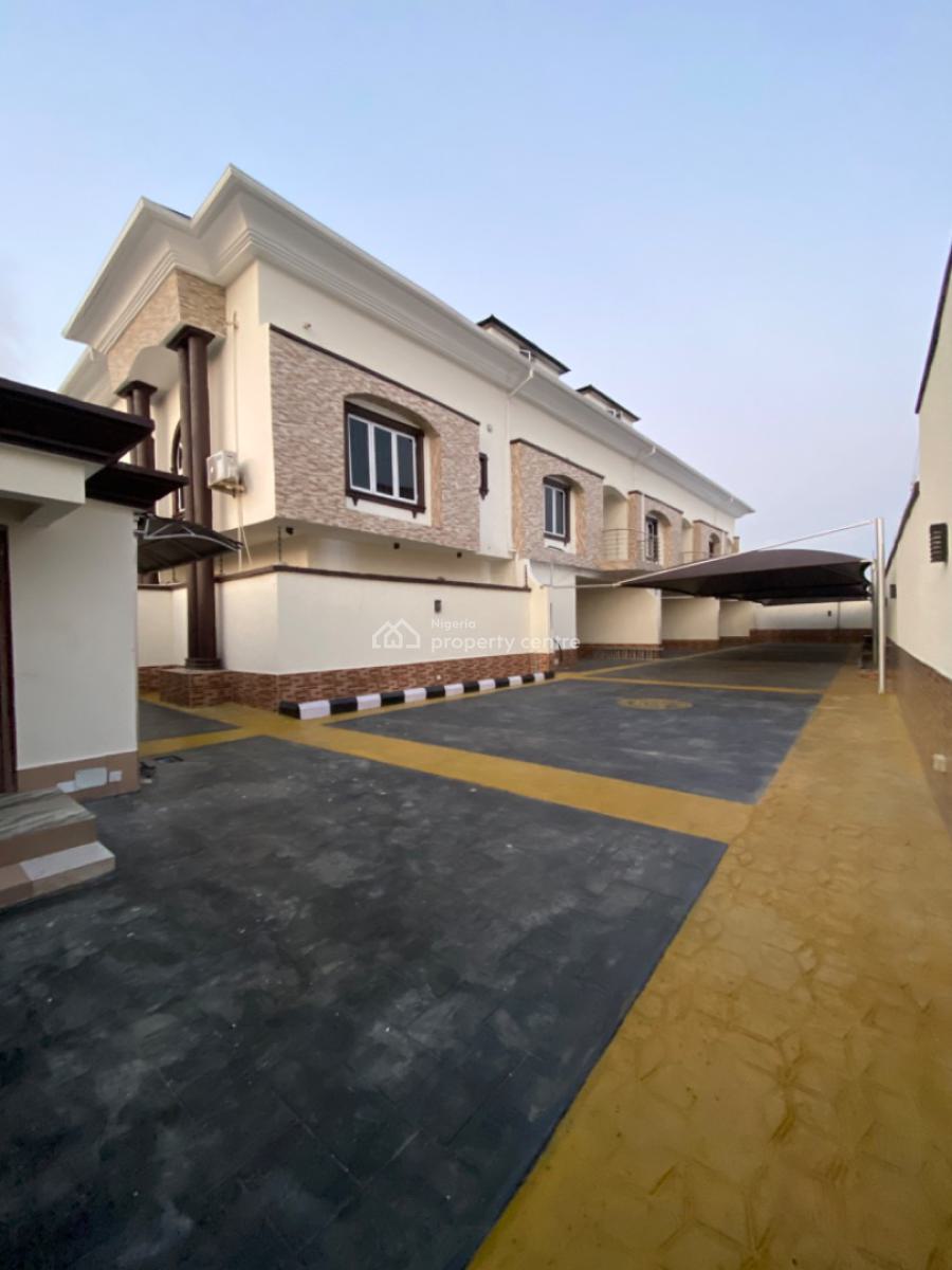 5bedroom Terrace for Commercial Use at Lekki Phase 1, Off Admiralty Way Lekki Phase 1, Lekki Phase 1, Lekki, Lagos, Terraced Duplex for Rent