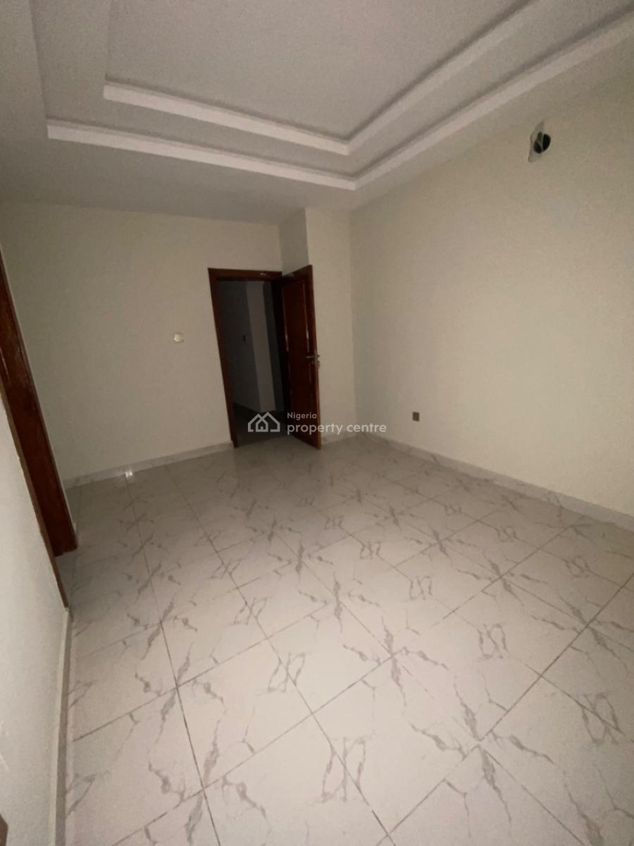 5bedroom Terrace for Commercial Use at Lekki Phase 1, Off Admiralty Way Lekki Phase 1, Lekki Phase 1, Lekki, Lagos, Terraced Duplex for Rent