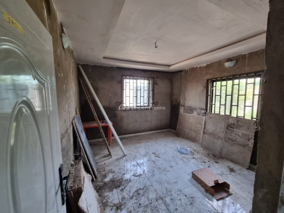 Renovated Two Bedroom Flat, Kutunku, Gwagwalada, Abuja, Flat / Apartment for Rent