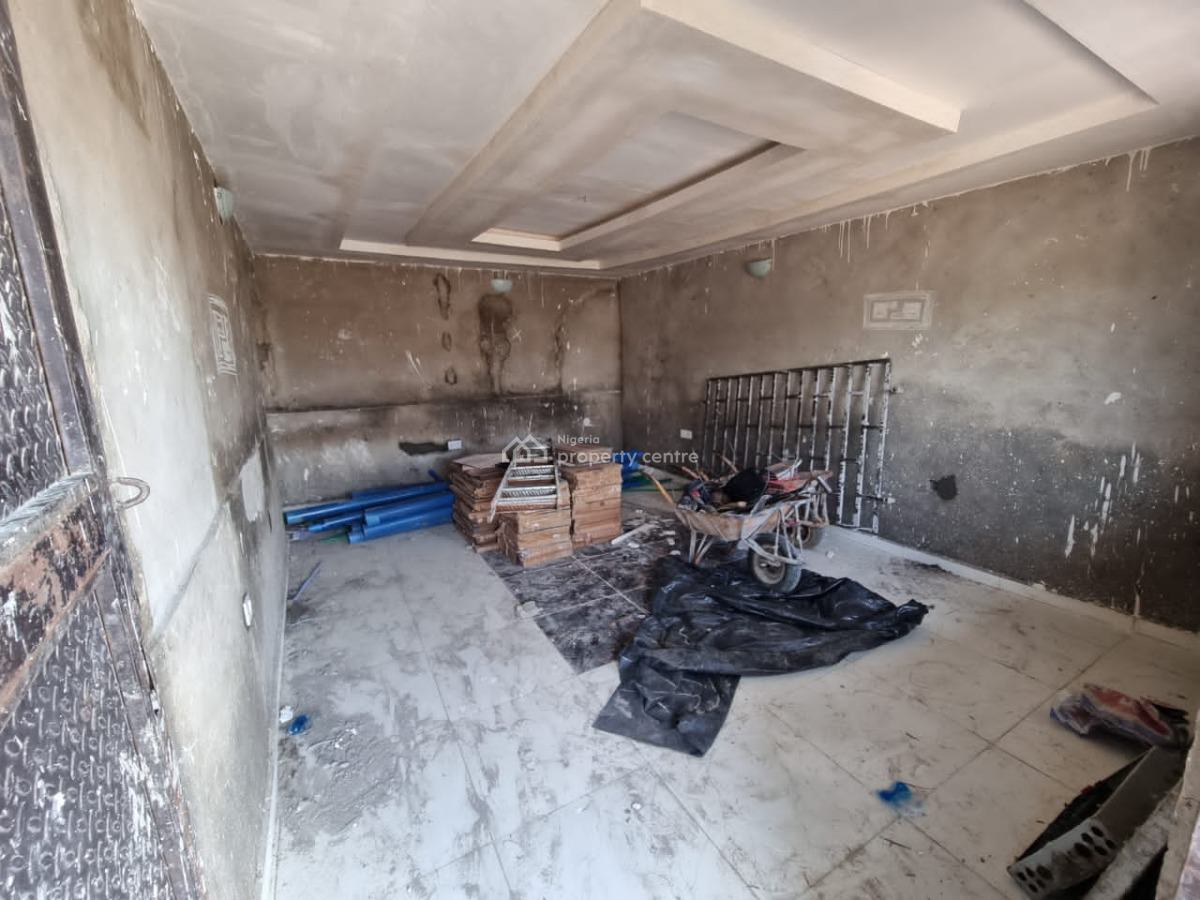 Renovated Two Bedroom Flat, Kutunku, Gwagwalada, Abuja, Flat / Apartment for Rent