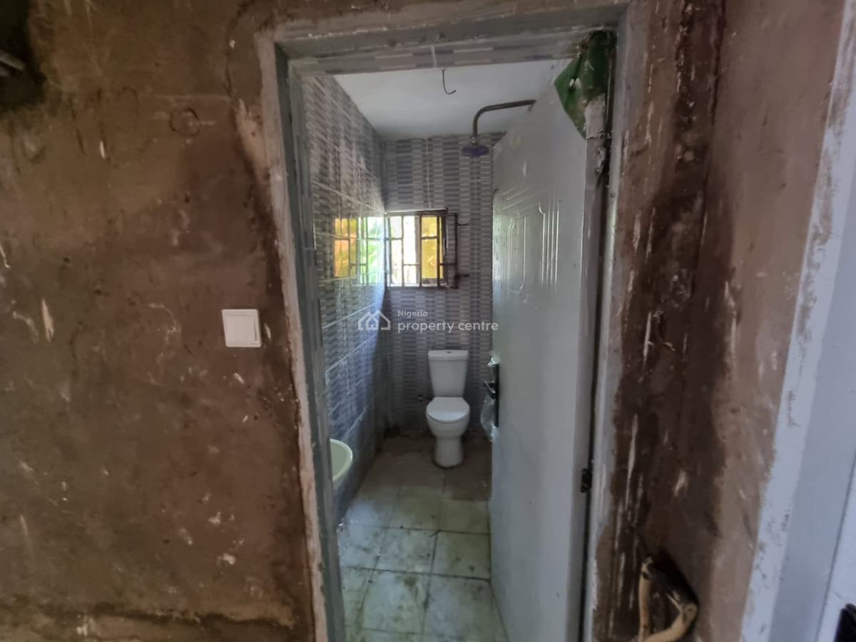 Renovated Two Bedroom Flat, Kutunku, Gwagwalada, Abuja, Flat / Apartment for Rent