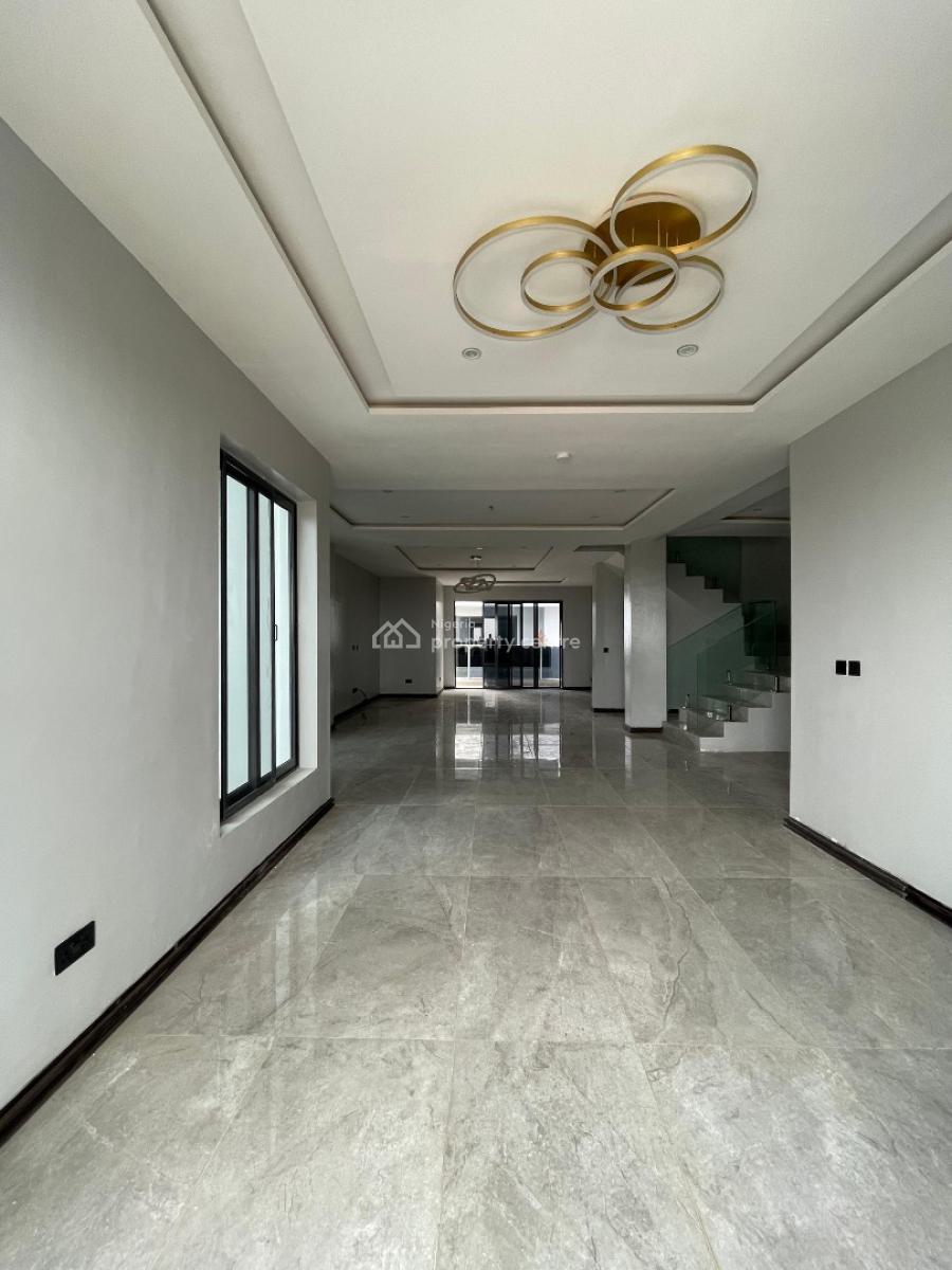 Exclusive 5 Bedroom Penthouse with Pool & Elevator at Lekki Phase 1, Lekki Phase 1, Lekki, Lagos, Terraced Duplex for Sale