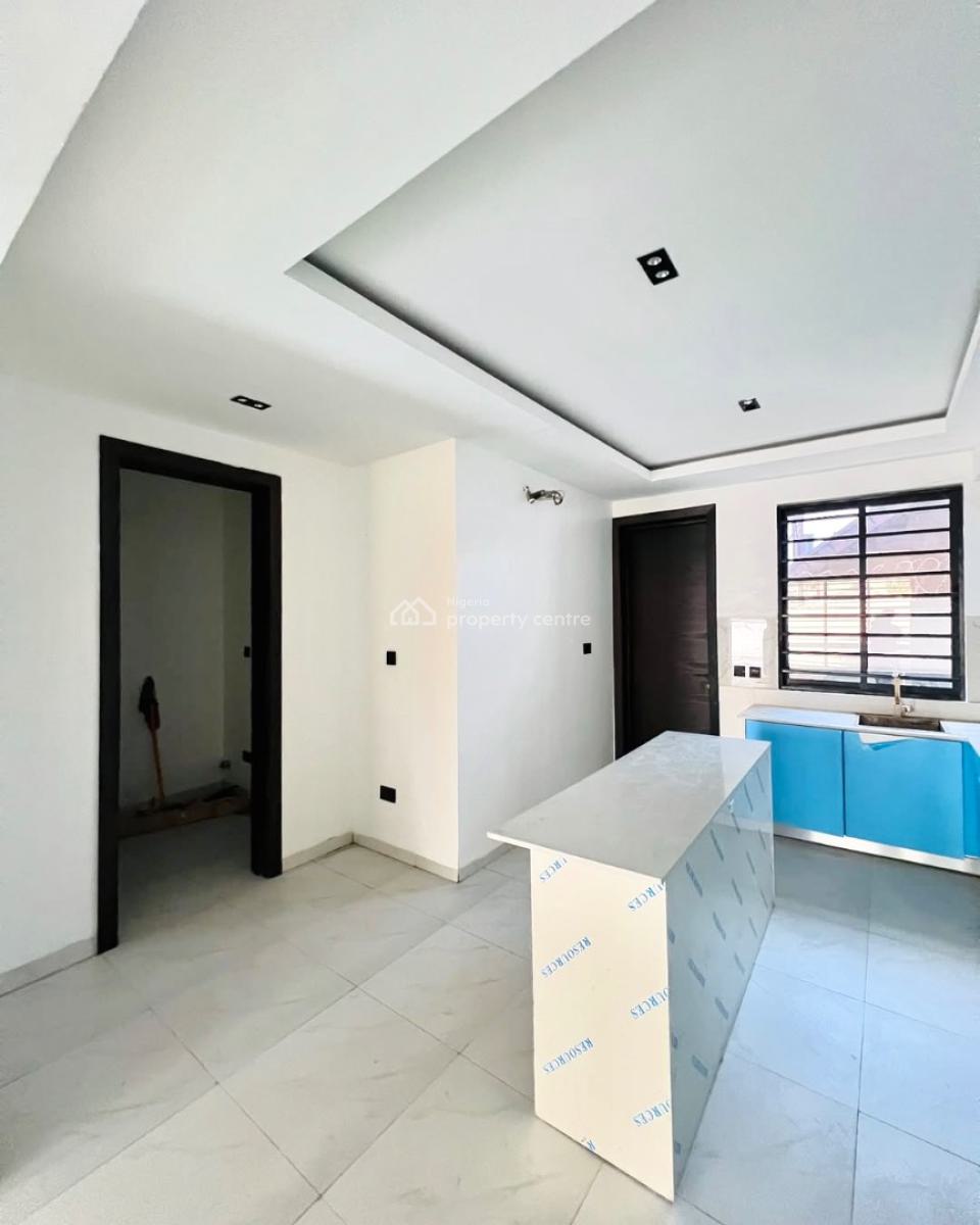 Luxury 4-bedroom Terrace with a Bq, Lekki Phase 1, Lekki, Lagos, Terraced Duplex for Rent
