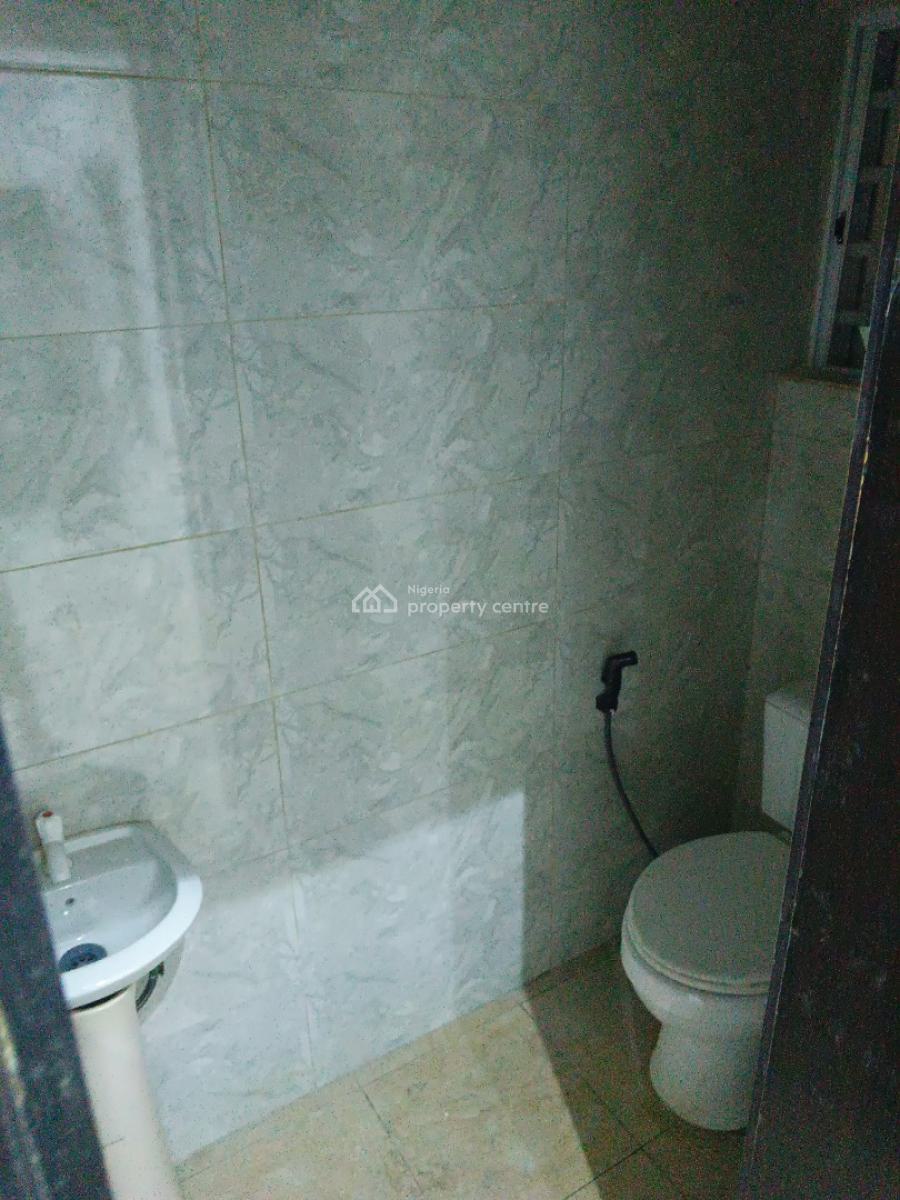 Luxury Brand-new 2 Bed Flat, a New Mini Estate, Behind Eti-osa Local Govt, Igbo Efon, Lekki, Lagos, Flat / Apartment for Rent
