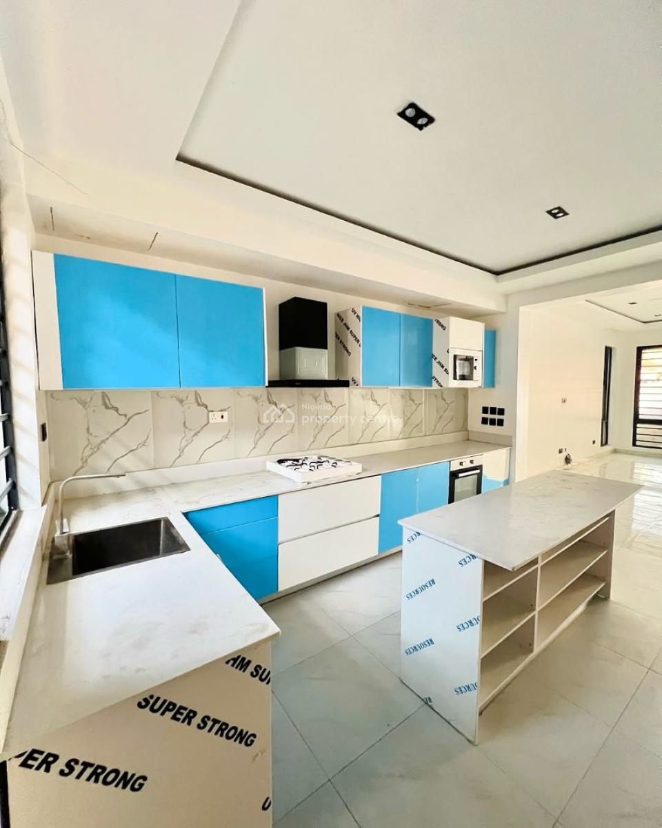 Beautiful 4-bedroom Terrace with a Bq, Lekki, Lekki Phase 1, Lekki, Lagos, Terraced Duplex for Rent