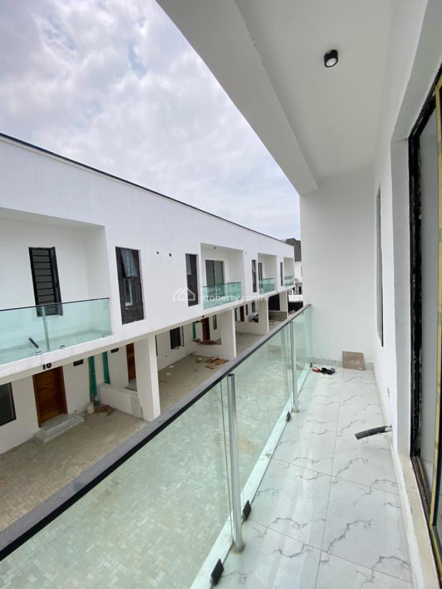 4 Bedroom Terrace Duplex in a Secured Estate, Lekki Phase 2, Lekki, Lagos, Terraced Duplex for Sale