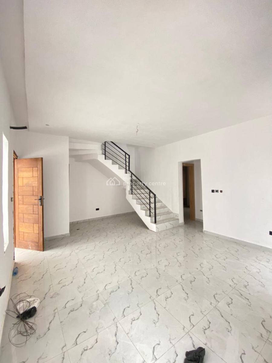 4 Bedroom Terrace Duplex in a Secured Estate, Lekki Phase 2, Lekki, Lagos, Terraced Duplex for Sale