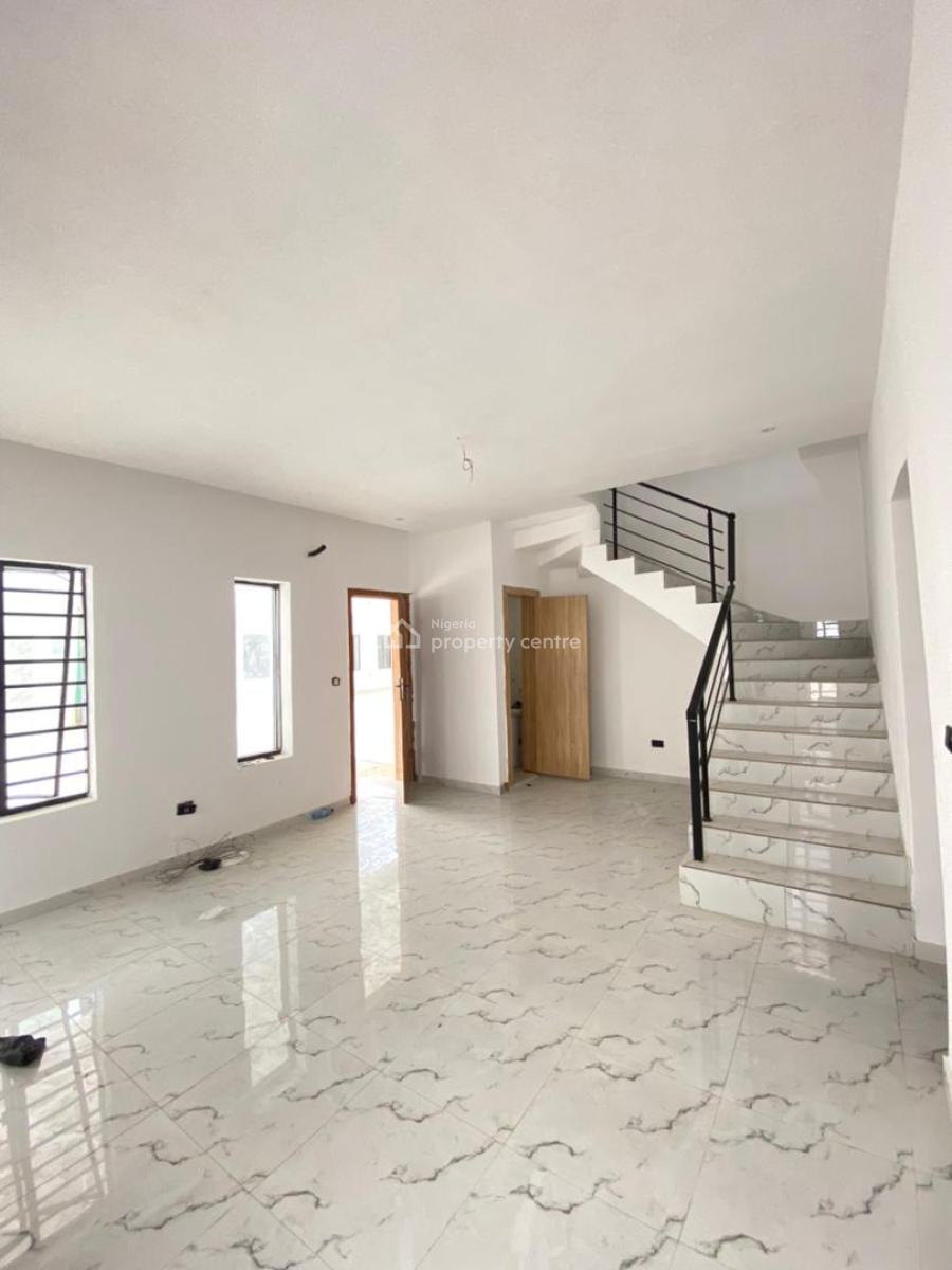 4 Bedroom Terrace Duplex in a Secured Estate, Lekki Phase 2, Lekki, Lagos, Terraced Duplex for Sale