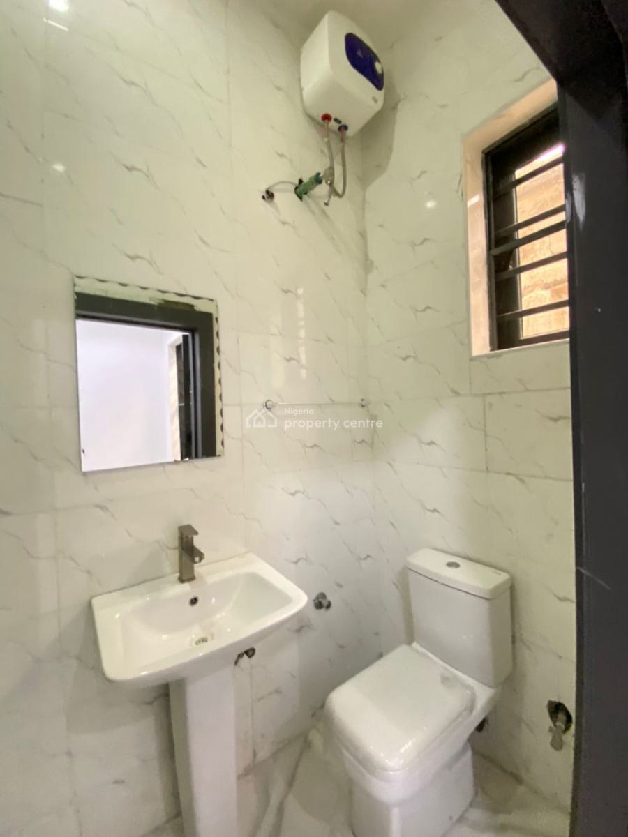 4 Bedroom Semi Detached Duplex in a Secured Estate, Lekki Phase 2, Lekki, Lagos, Semi-detached Duplex for Sale