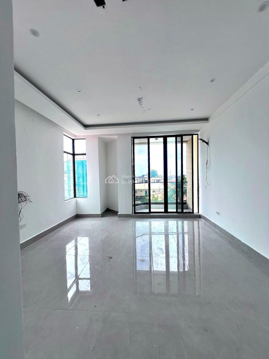 Luxury 3 Bedroom Apartment with Bq, Gym, Elevator & Swimming Pool, Lekki Phase 1, Lekki, Lagos, Flat / Apartment for Rent