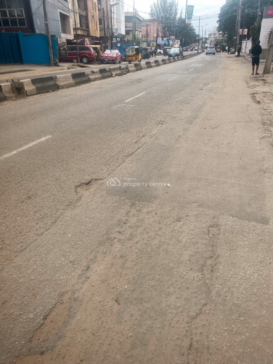 (32sqm) Open Office Space (room& Parlour) Upstairs, Facing Directly on Toyin Street, Ikeja, Ikeja, Lagos, Office Space for Rent