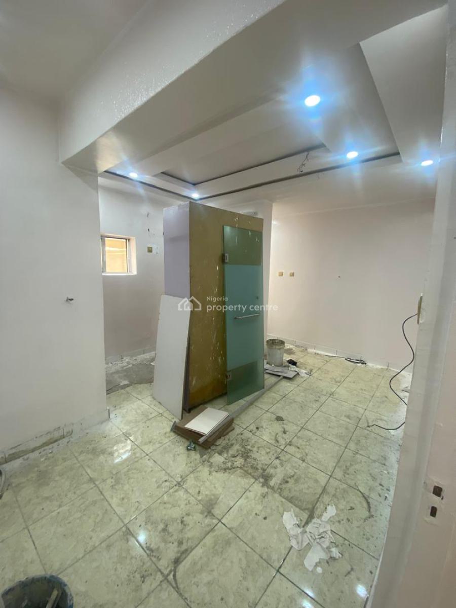 Newly Revamped Partly Serviced Room and Parlour Mini Flat, Off Admiralty Road, Lekki Phase 1, Lekki, Lagos, Mini Flat (room and Parlour) for Rent