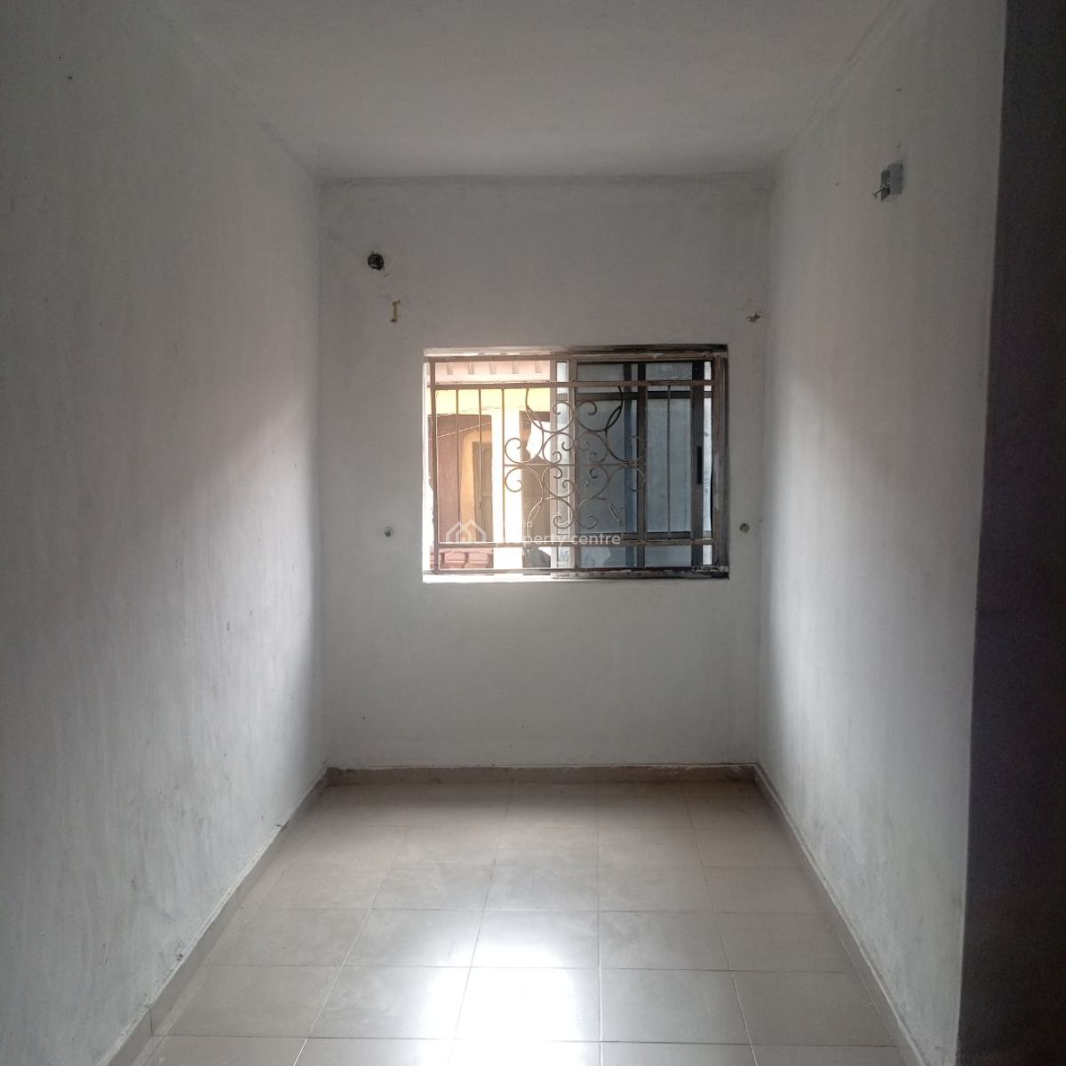 Nice and Spacious Miniflat Upstairs in Surulere, Off Lawanson Road Surulere Lagos, Lawanson, Surulere, Lagos, Mini Flat (room and Parlour) for Rent