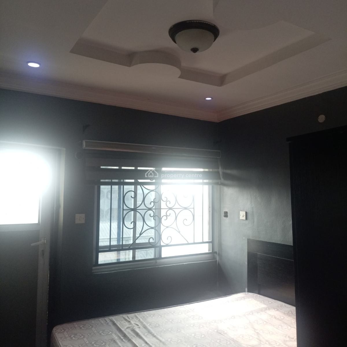 Nice and Well Maintained Miniflat Upstairs in Surulere, Off Lawanson Road Surulere Lagos, Lawanson, Surulere, Lagos, Mini Flat (room and Parlour) for Rent