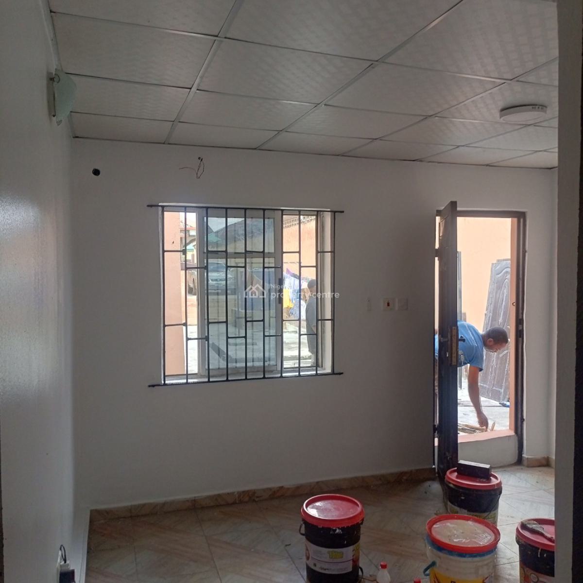 Nice and Spacious Mini Flat, Off Apapa Road, Ebute Metta West, Yaba, Lagos, Mini Flat (room and Parlour) for Rent