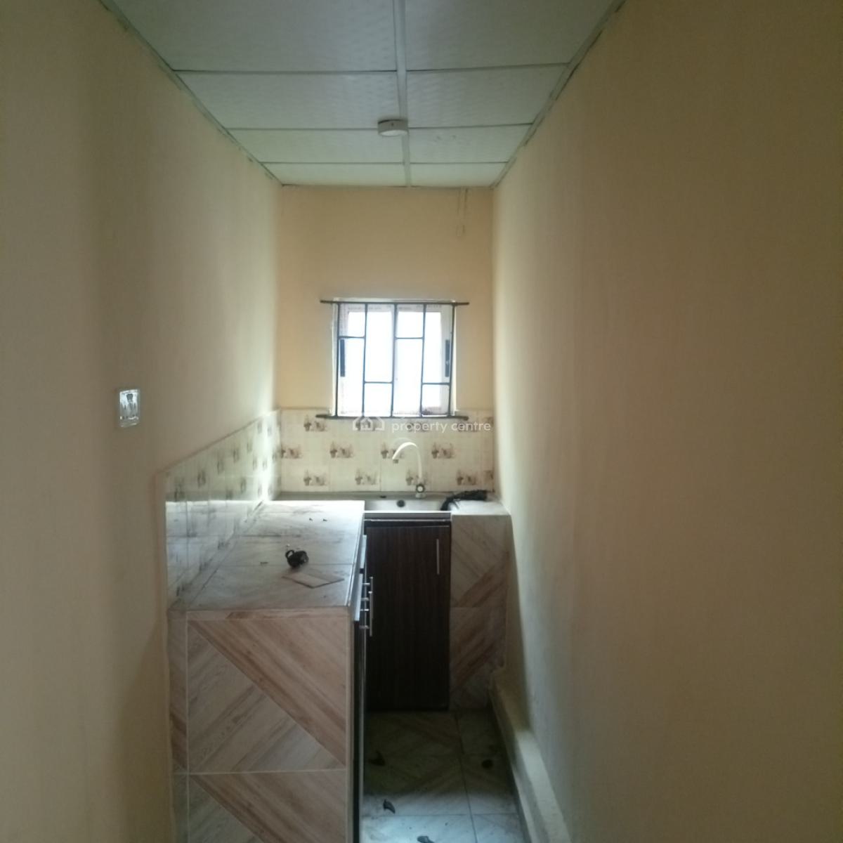 Nice and Spacious Mini Flat, Off Apapa Road, Ebute Metta West, Yaba, Lagos, Mini Flat (room and Parlour) for Rent