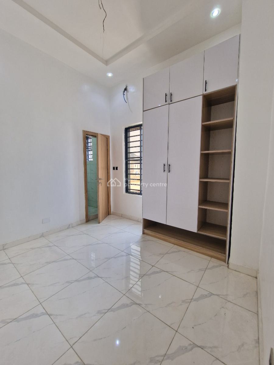 Beautifully Designed Home, Ikota, Lekki, Lagos, Semi-detached Duplex for Sale