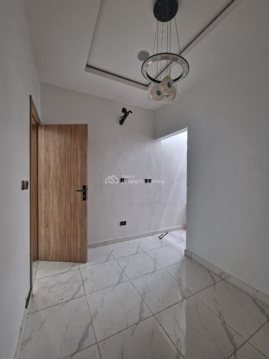 Beautifully Designed Home, Ikota, Lekki, Lagos, Semi-detached Duplex for Sale