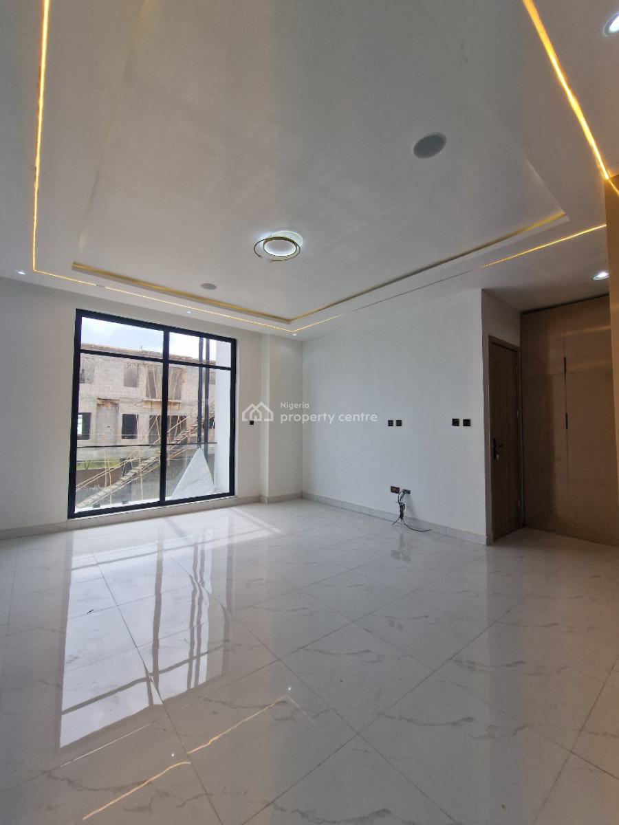Beautifully Designed Home, Ikota, Lekki, Lagos, Semi-detached Duplex for Sale
