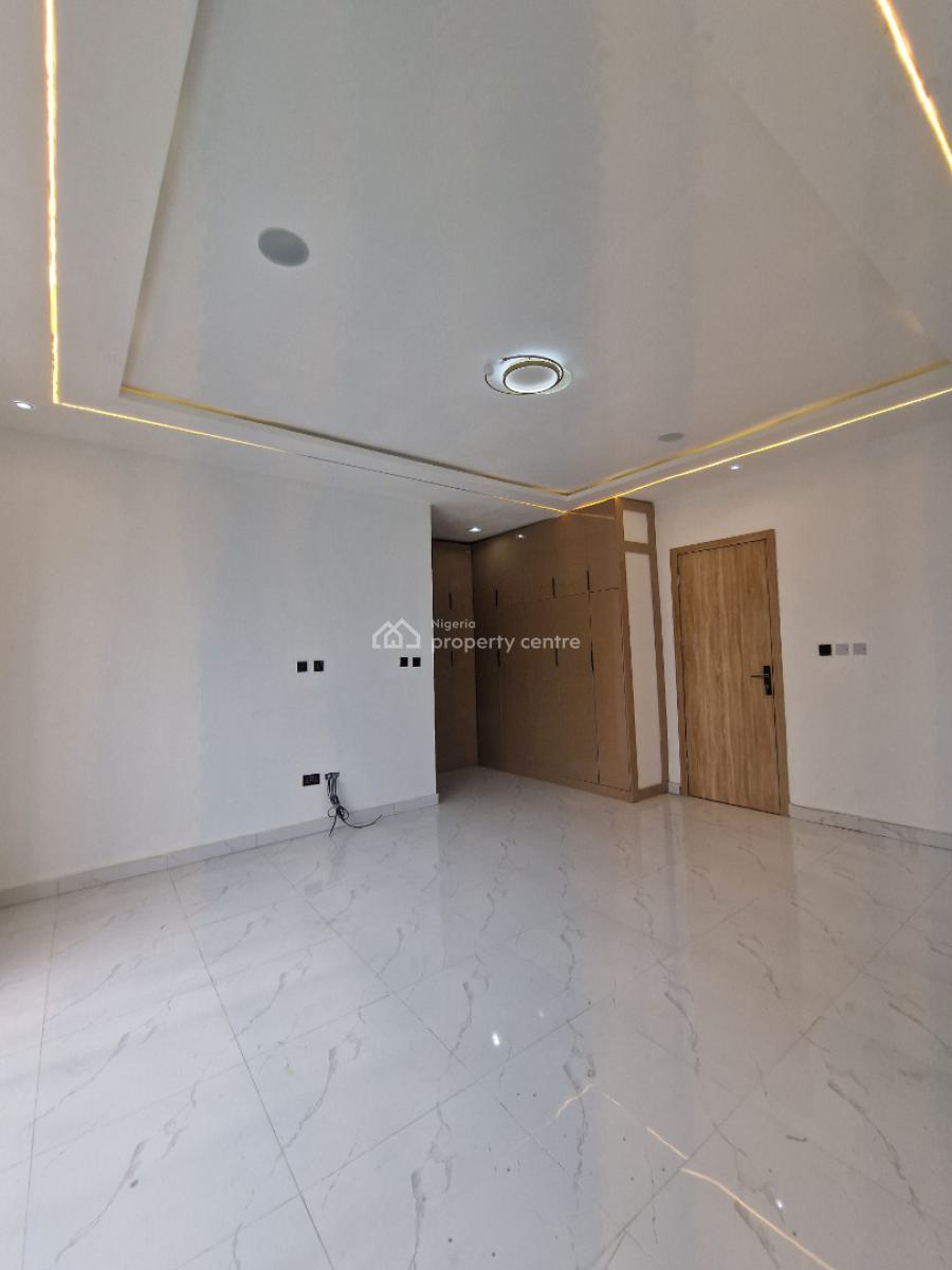 Beautifully Designed Home, Ikota, Lekki, Lagos, Semi-detached Duplex for Sale