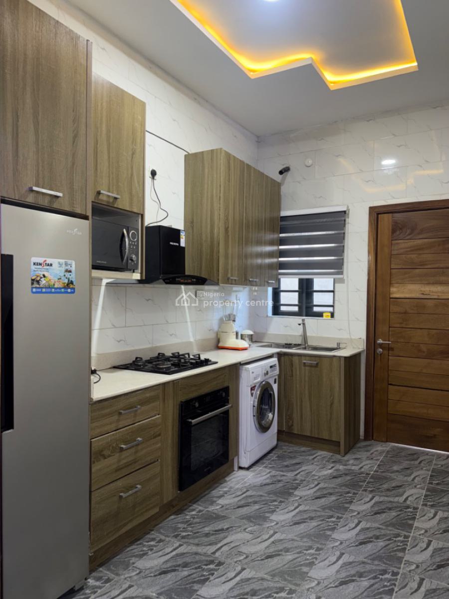 Beautifully Furnished 2-bedroom Apartment, Osapa, Lekki, Lagos, Flat / Apartment Short Let