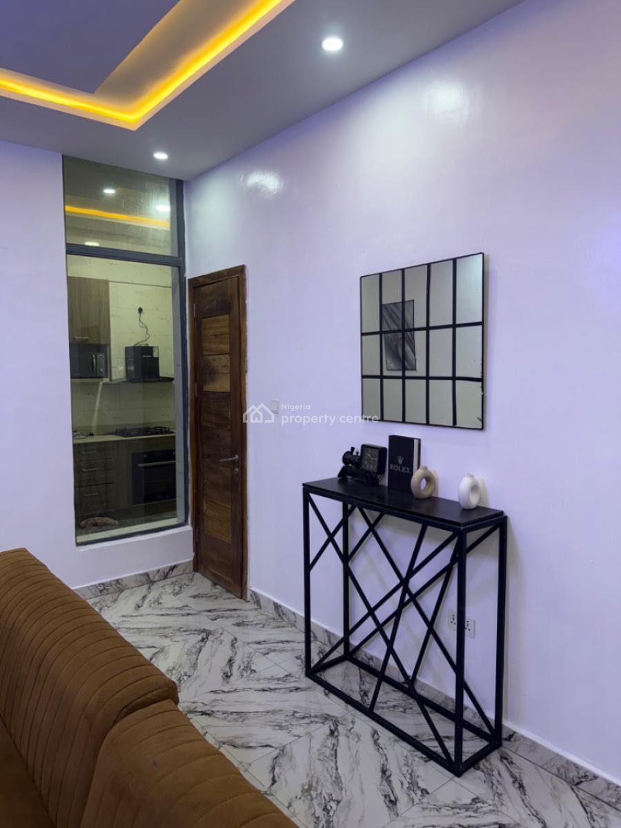 Beautifully Furnished 2-bedroom Apartment, Osapa, Lekki, Lagos, Flat / Apartment Short Let