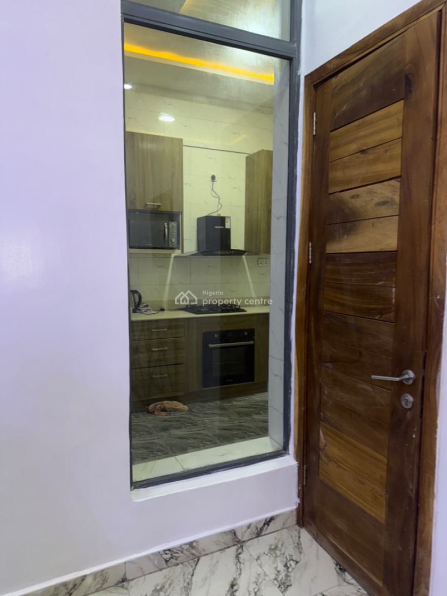 Beautifully Furnished 2-bedroom Apartment, Osapa, Lekki, Lagos, Flat / Apartment Short Let