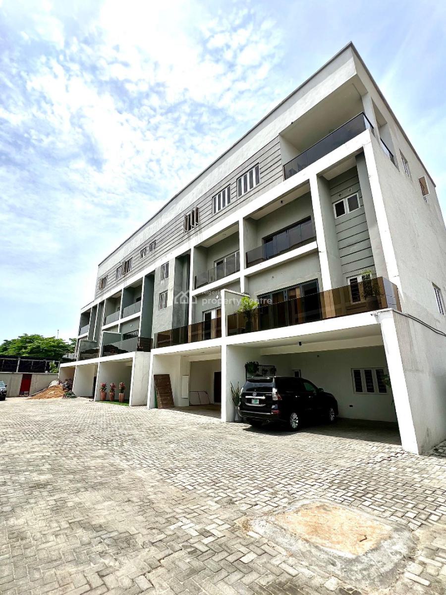 Spacious 4 Bedroom Terrace Duplex with Bq, Lekki Phase 1, Lekki, Lagos, Terraced Duplex for Rent