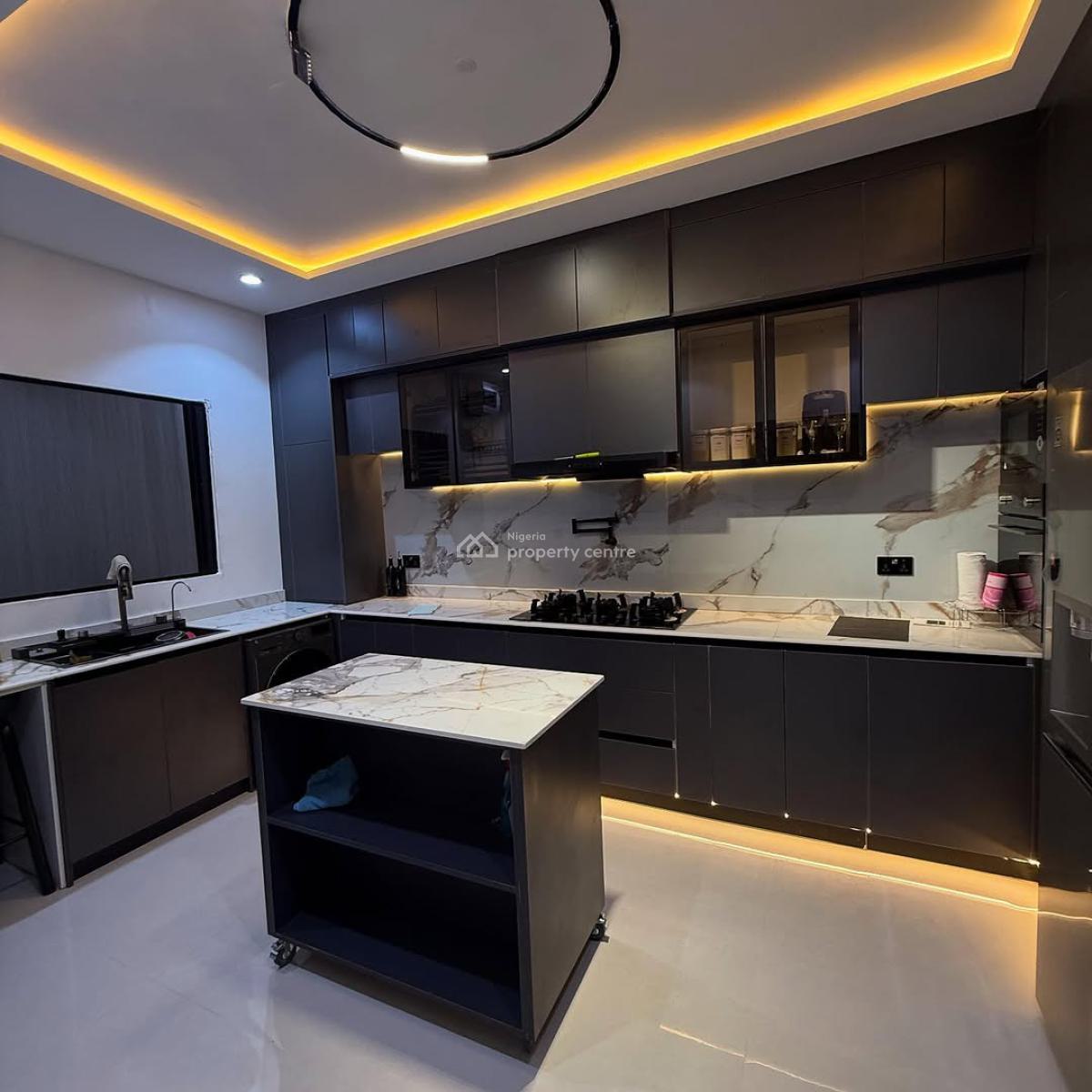 Luxury 3 Bedroom Apartment with Maids Room, Gilmore, Jahi, Abuja, Flat / Apartment for Sale