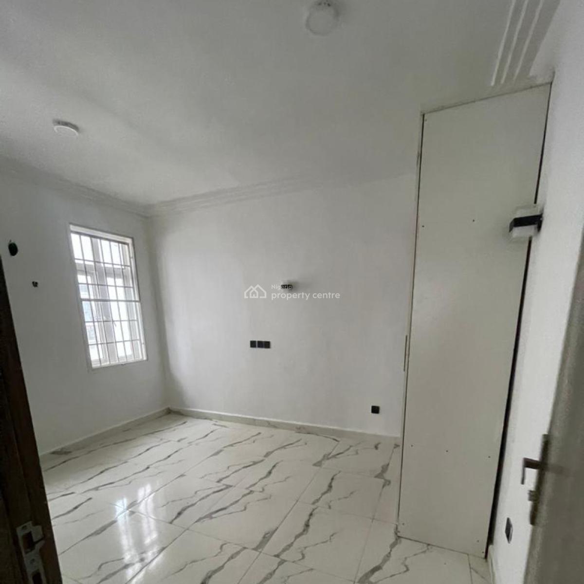 Sharp 3bedroom Flat with Bq, 3rd Avenue in an Estate, Gwarinpa, Abuja, Flat / Apartment for Rent