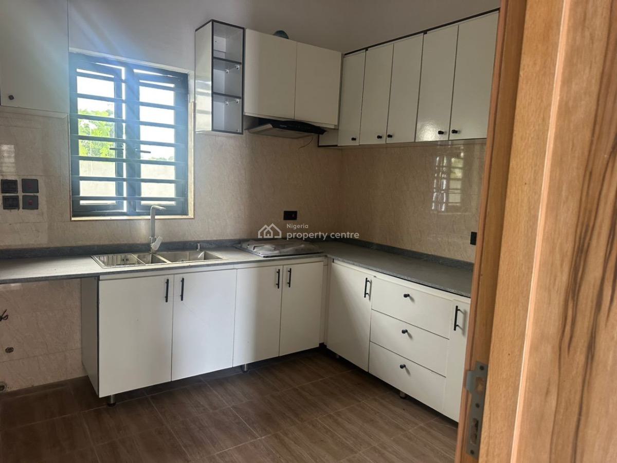 Luxury 3 Bedroom Terrace  with Boys Quarter, Spring Valley Estate, Ajah, Lagos, Terraced Duplex for Sale