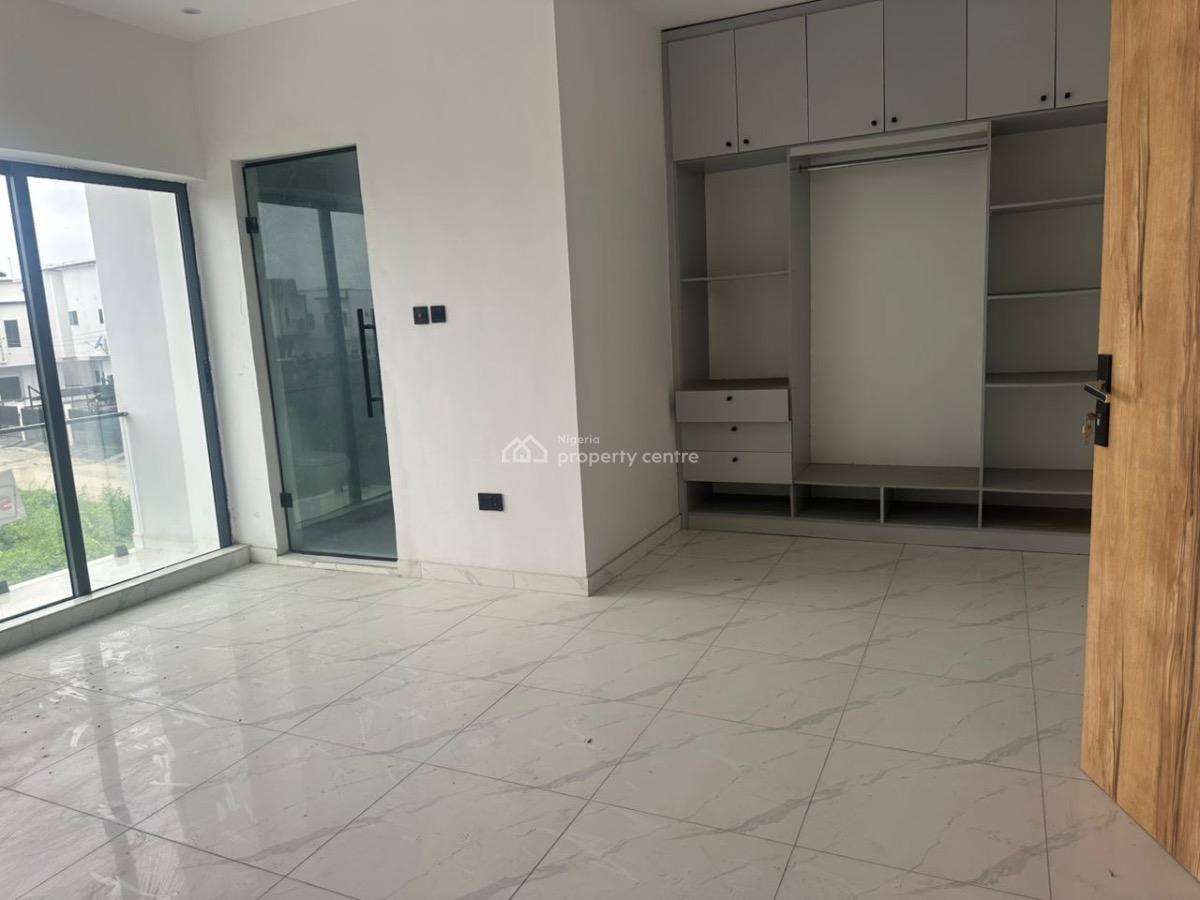 Luxury 3 Bedroom Terrace  with Boys Quarter, Spring Valley Estate, Ajah, Lagos, Terraced Duplex for Sale