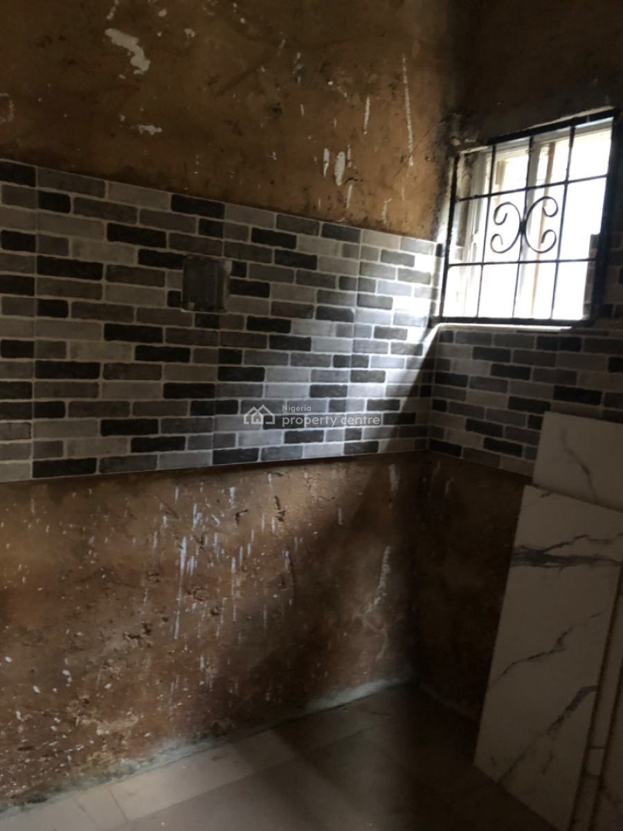 Mini Flat at Makogi Magboro Going for 450k, Makogi, Magboro, Ogun, Mini Flat (room and Parlour) for Rent