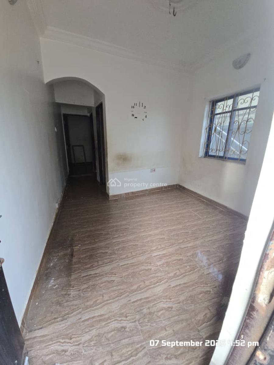 Clean Mini Flat in a Good Location Trekkable to The Bustop, Close to The Bustop, Irawo, Kosofe, Lagos, Mini Flat (room and Parlour) for Rent