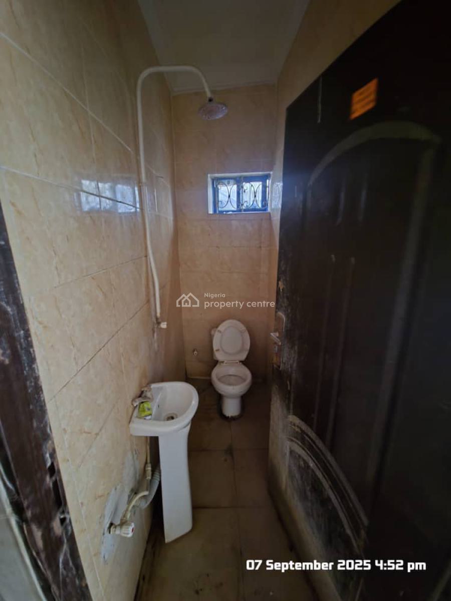 Clean Mini Flat in a Good Location Trekkable to The Bustop, Close to The Bustop, Irawo, Kosofe, Lagos, Mini Flat (room and Parlour) for Rent
