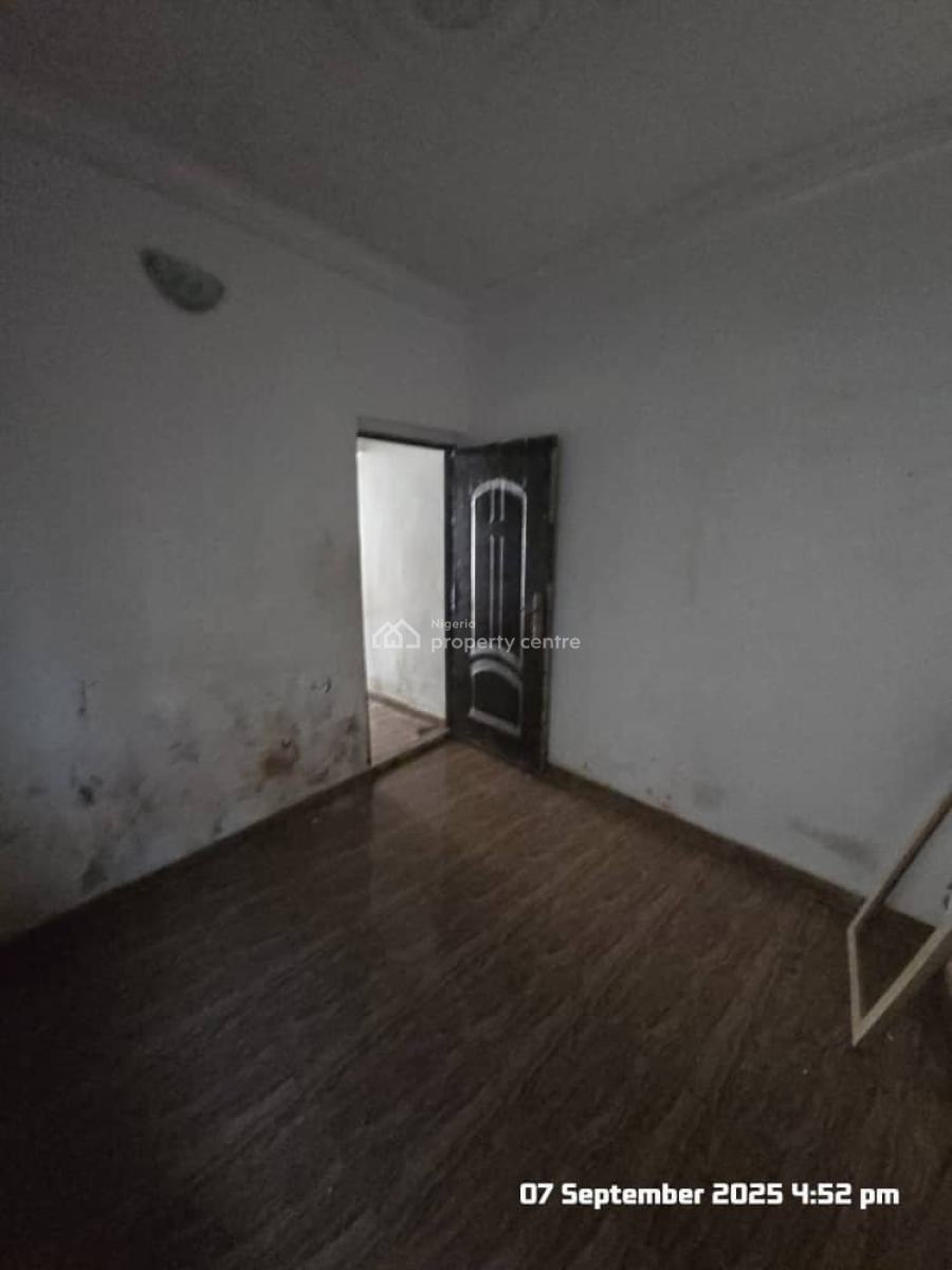 Clean Mini Flat in a Good Location Trekkable to The Bustop, Close to The Bustop, Irawo, Kosofe, Lagos, Mini Flat (room and Parlour) for Rent