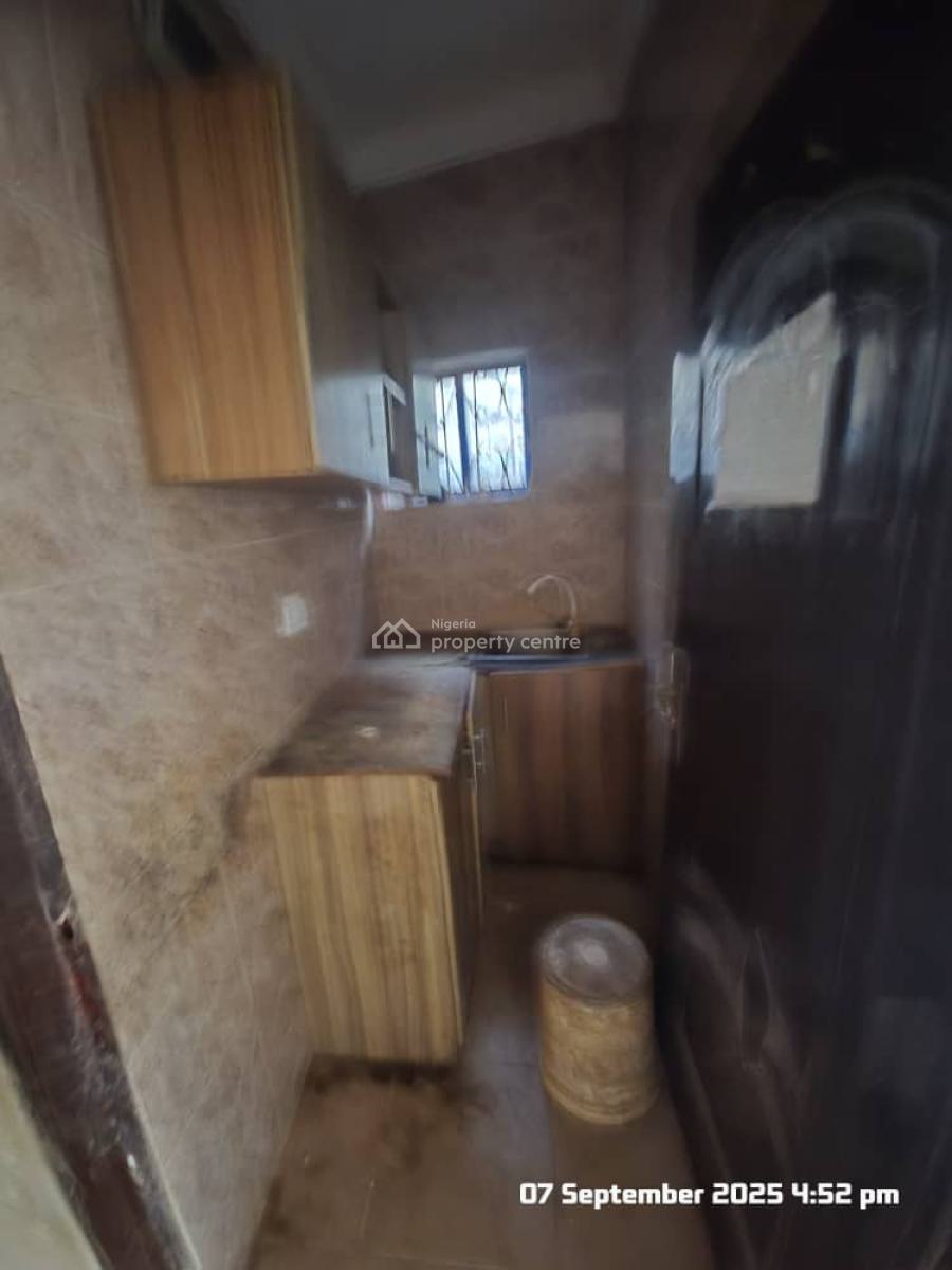Clean Mini Flat in a Good Location Trekkable to The Bustop, Close to The Bustop, Irawo, Kosofe, Lagos, Mini Flat (room and Parlour) for Rent