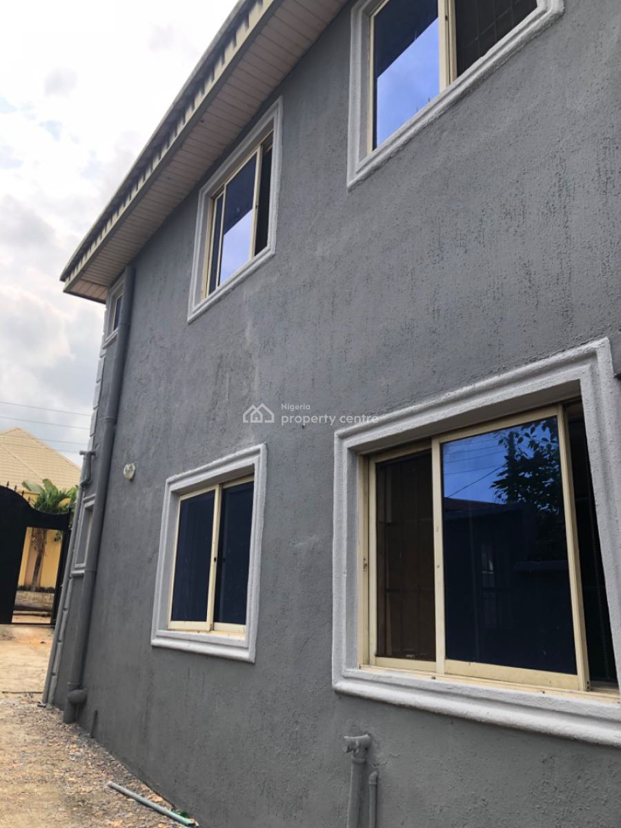 3-bedroom Flat at Makogi Magboro Going for 1m, Makogi, Magboro, Ogun, Flat / Apartment for Rent