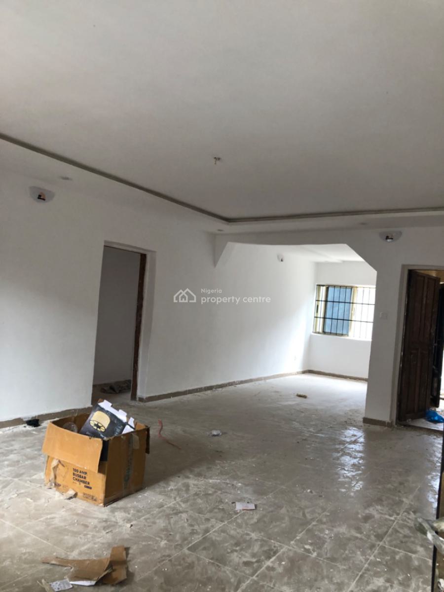 2bedroom Flat at Makogi Magboro Going for 800k, Makogi, Magboro, Ogun, Flat / Apartment for Rent