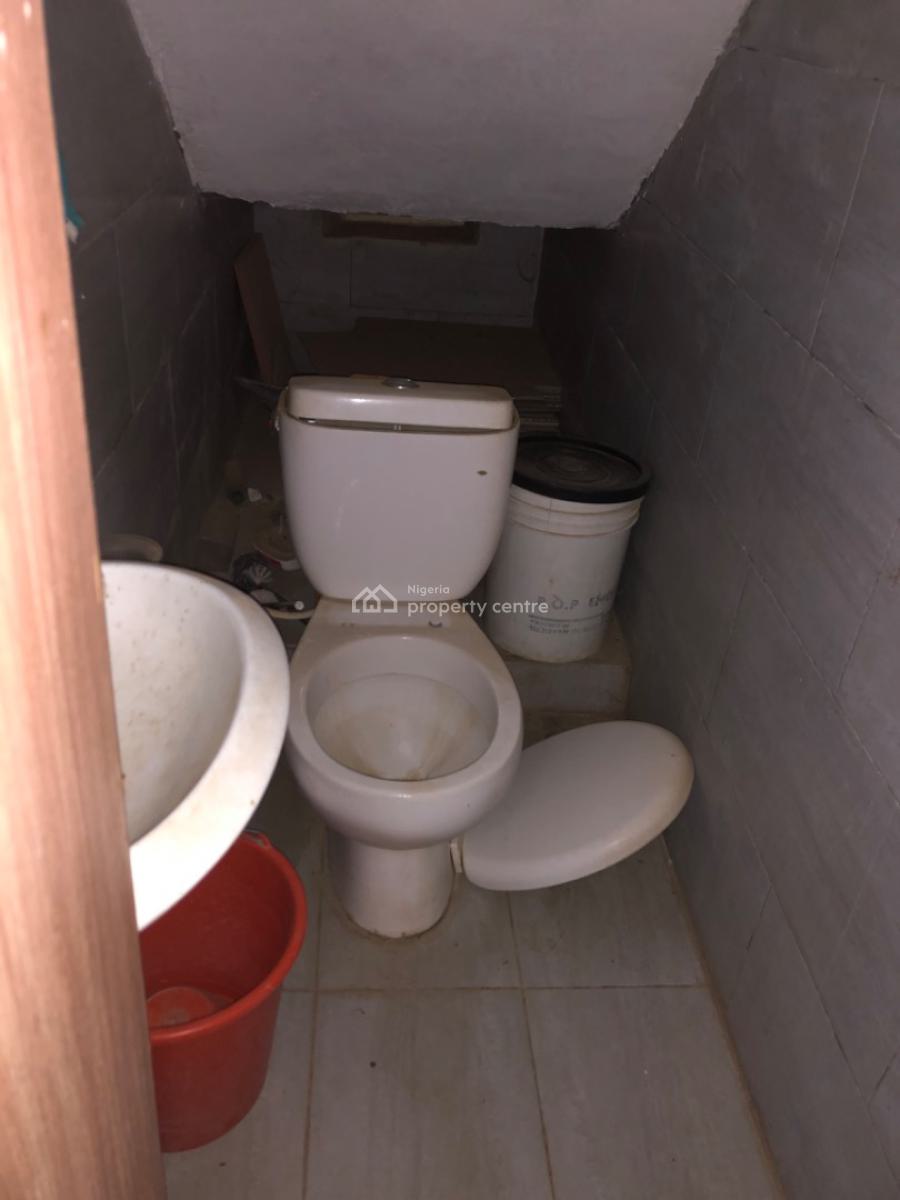 4 Bedroom Semi Duplex at Makogi Magboro Going for 4m, Makogi, Magboro, Ogun, Semi-detached Duplex for Rent