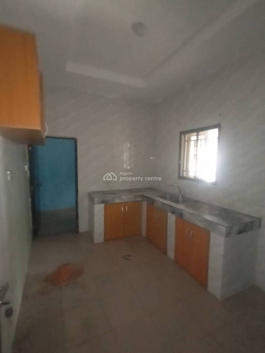Newly Built 2 Bedroom Flat, Makogi, Magboro, Ogun, Flat / Apartment for Rent
