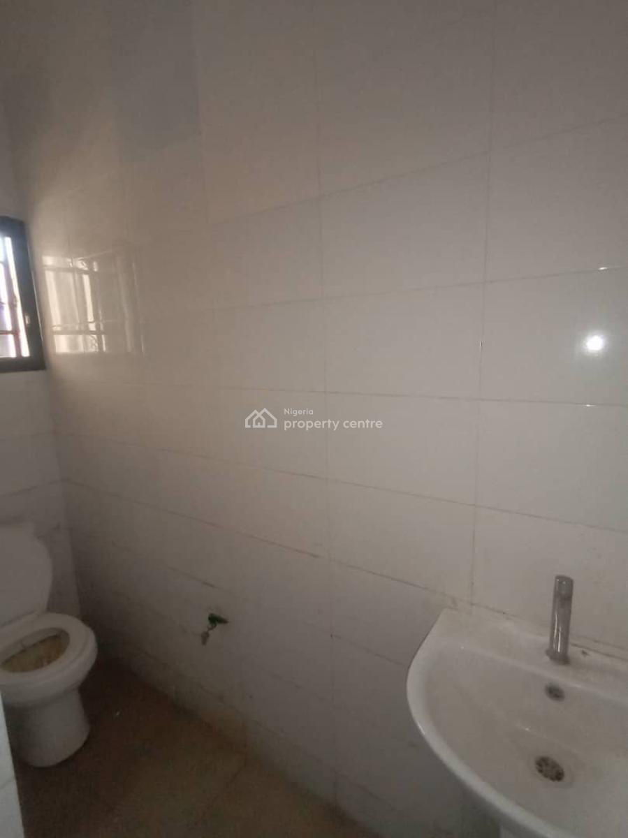 Newly Built 2 Bedroom Flat, Makogi, Magboro, Ogun, Flat / Apartment for Rent