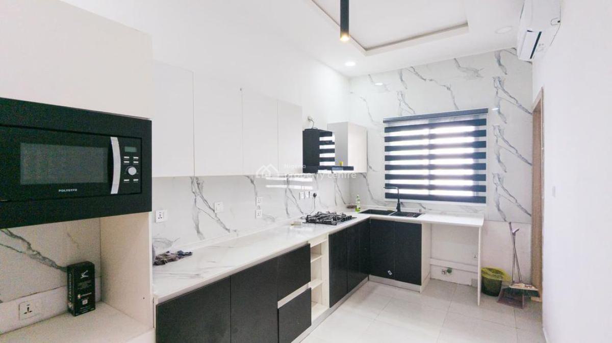 Brand New 2bed Smart Home with Rooftop Pool and Gym, Lekki Phase 1, Lekki, Lagos, House Short Let