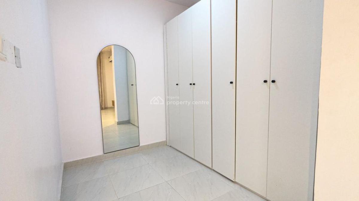 Brand New 2bed Smart Home with Rooftop Pool and Gym, Lekki Phase 1, Lekki, Lagos, House Short Let