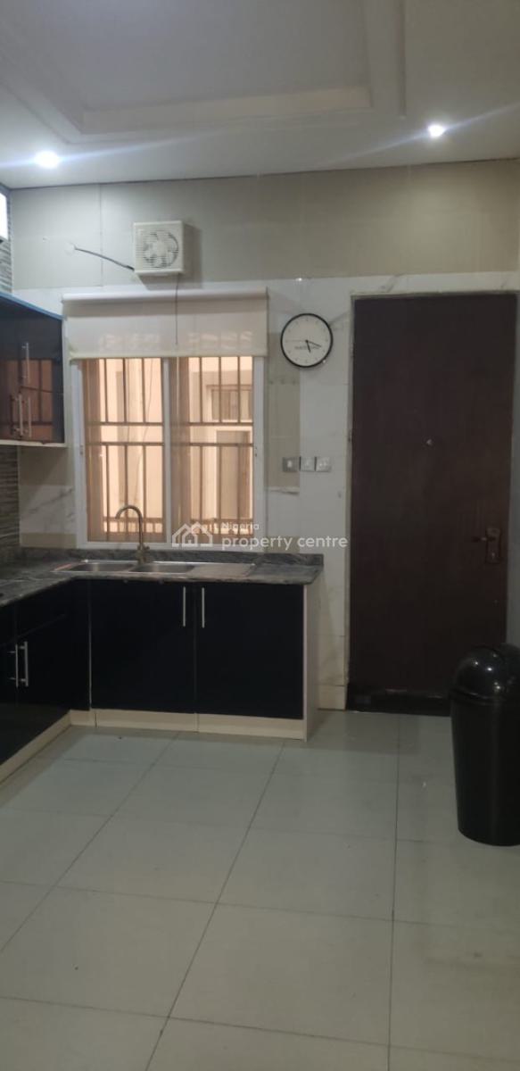 Partly Furnished 4 Bedroom Flat with 1 Room Bq at Oniru,, Oniru, Victoria Island (vi), Lagos, Flat / Apartment for Rent