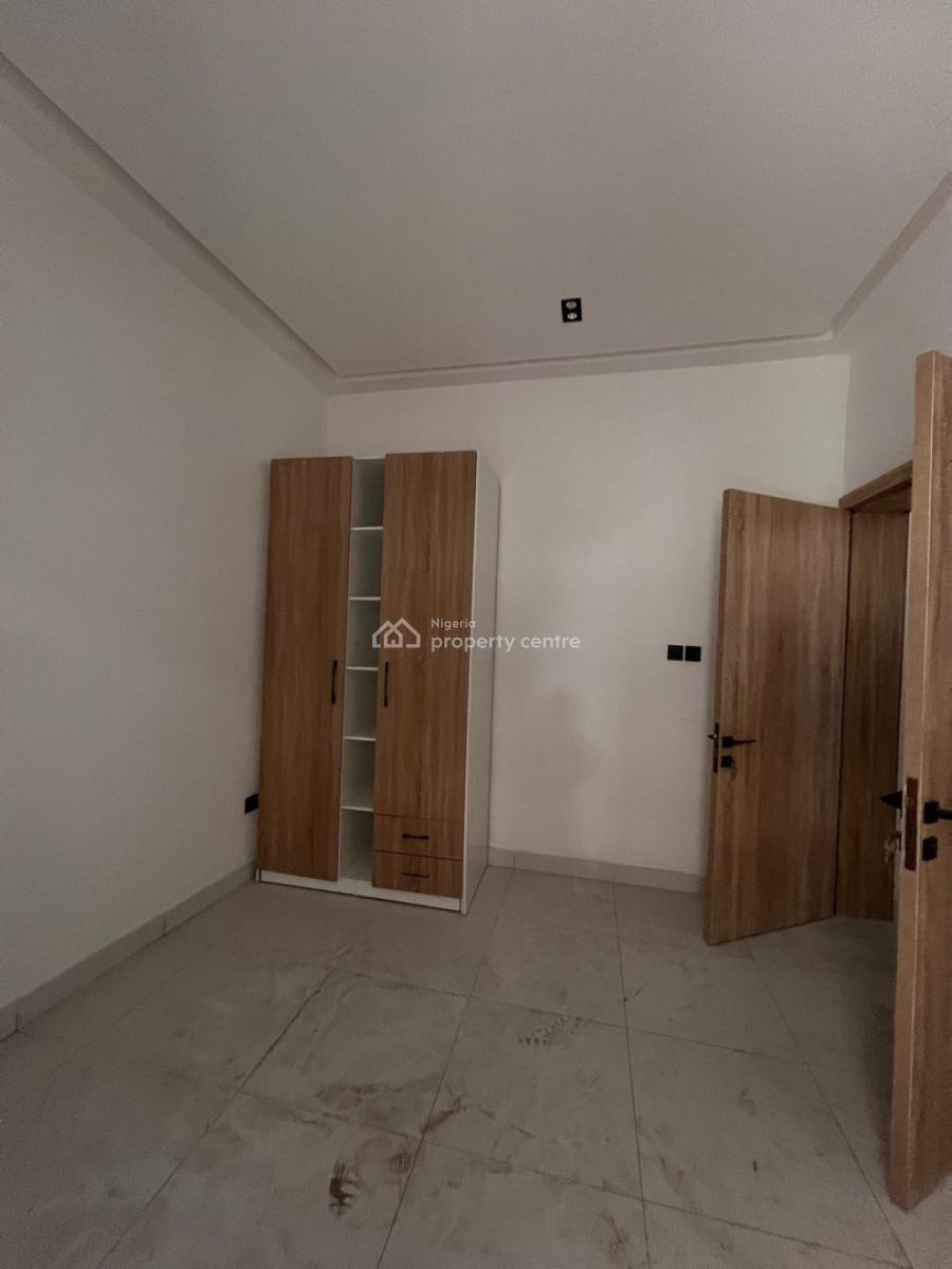 Brand New 2-bedroom Penthouse with Open Plan Kitchen, Off Freedom Way, Lekki Phase 1, Lekki, Lagos, Flat / Apartment for Rent